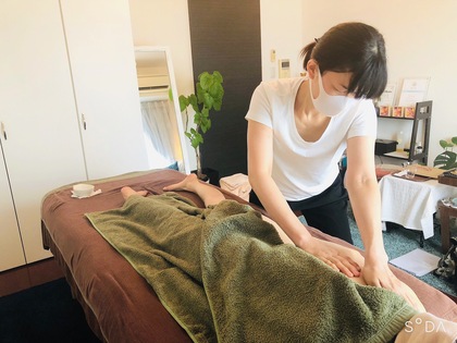 至福のひとときを紙ショーツでお過ごしください。